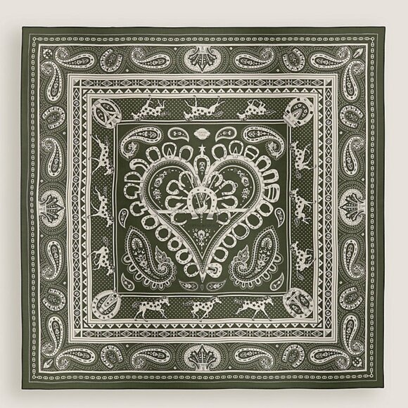 Hermes Cheval de Coeur Bandana shawl 140 - Picture 2 of 2